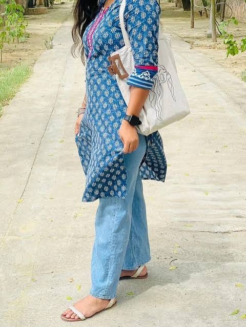 bags for kurti and jeans